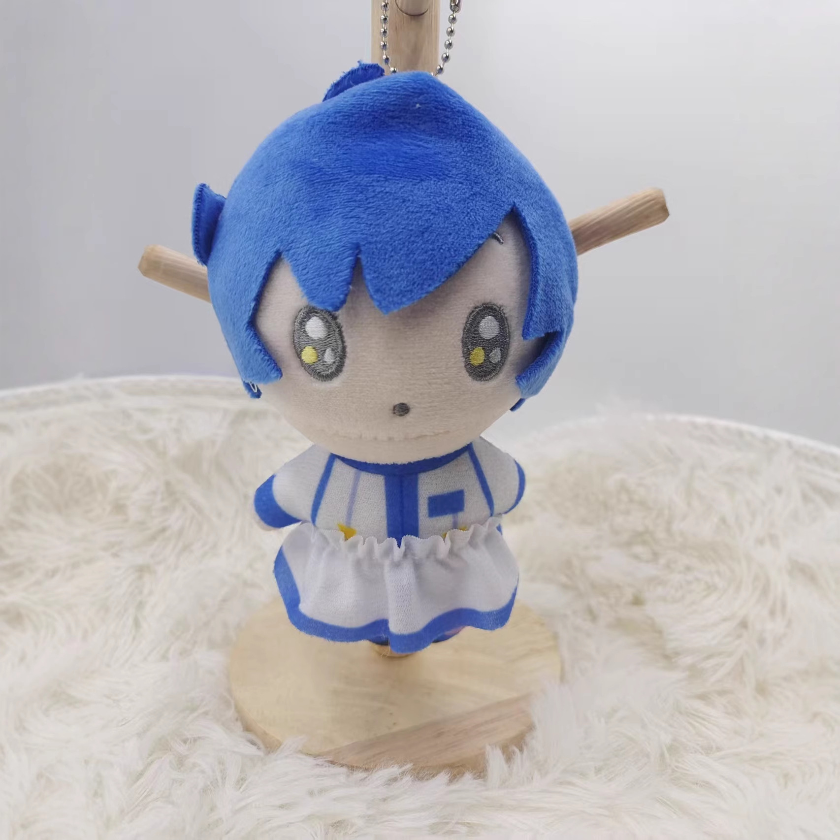 ميدالية مفاتيح ميكو هاتسوني، د - مراجعة Anime Cosplay Miku وسعره