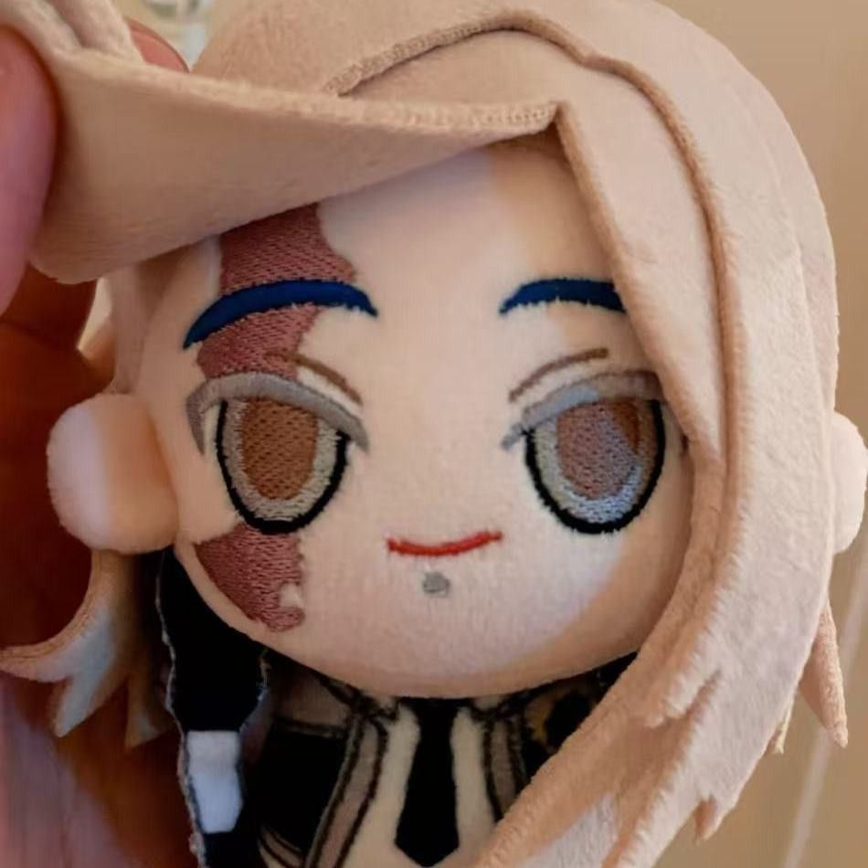 دمية قطنية محشوة على شكل شخصية - مراجعة Anime Cosplay Event وسعره